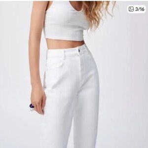NWT ZARA Mom Fit High Rise Mom Leg, Ankle , Rigid. Size 0 White Jean